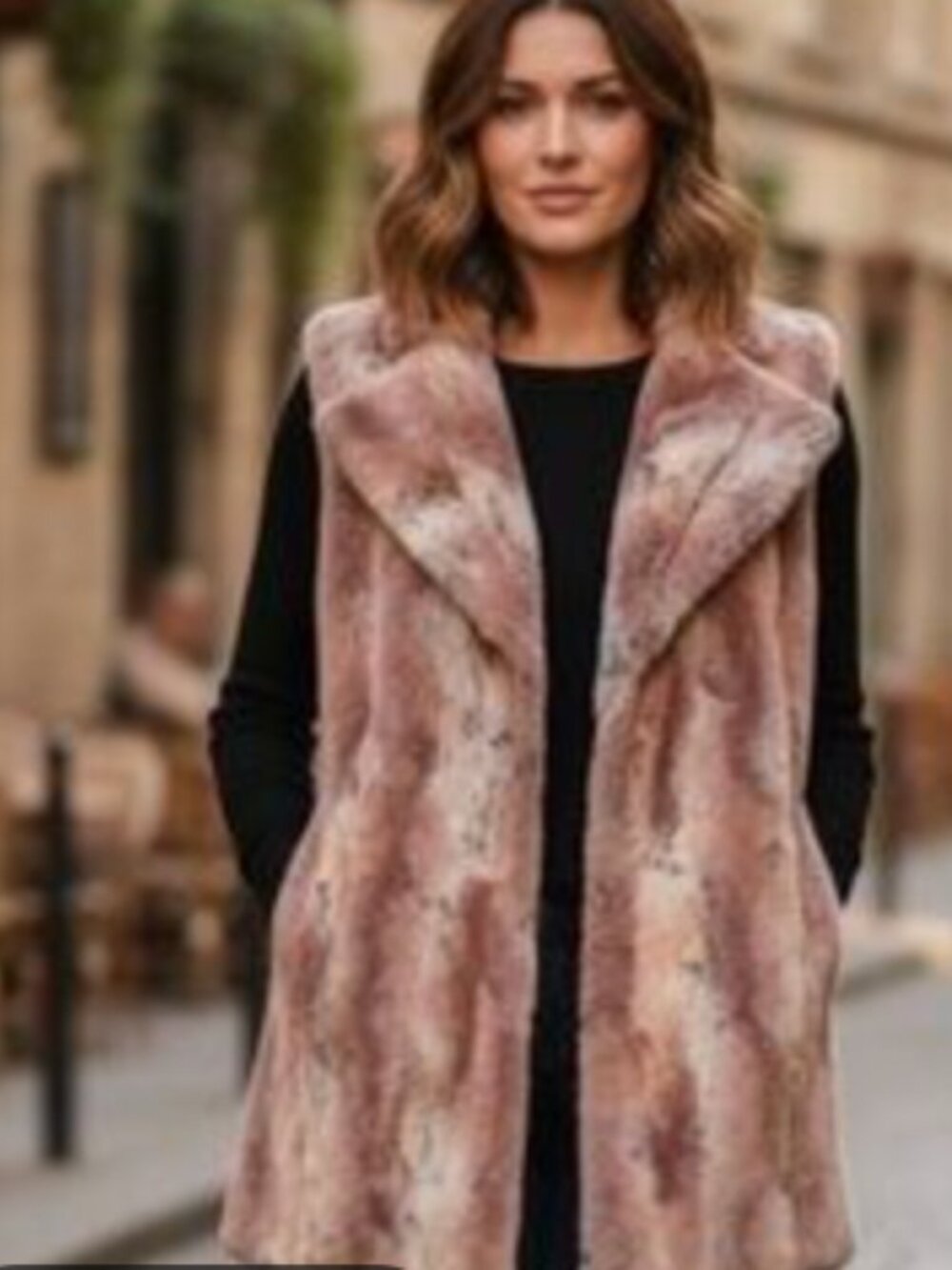 ALICE + OLIVIA Annistyn Faux Fur Vest in Multi-Shade Tan size Small